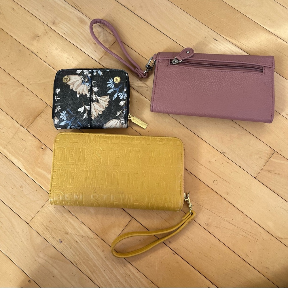 Lot of 3 Steve Madden Wallet Clutch Cardholder - Picture 2 of 7